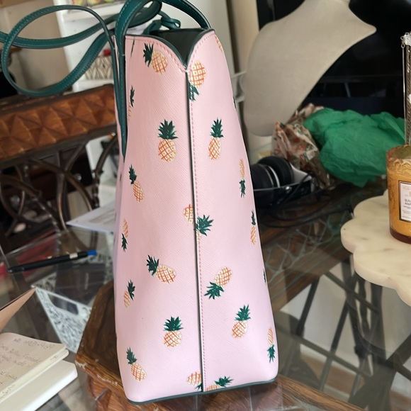 Kate Spade Marlee Pineapple Printed Tote Bag - Picture 5 of 11